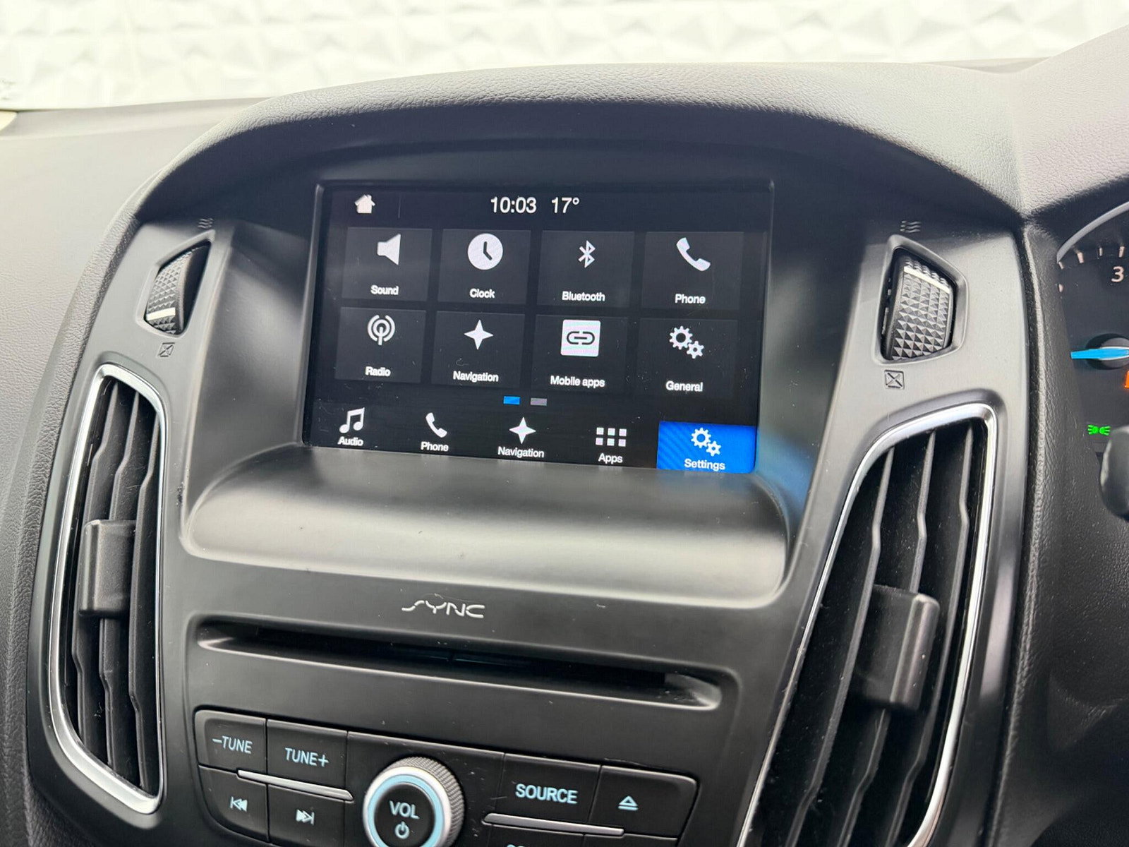 Ford Focus 1.5 TDCi Zetec Edition Euro 6 (s/s) 5dr 5dr Manual 2017