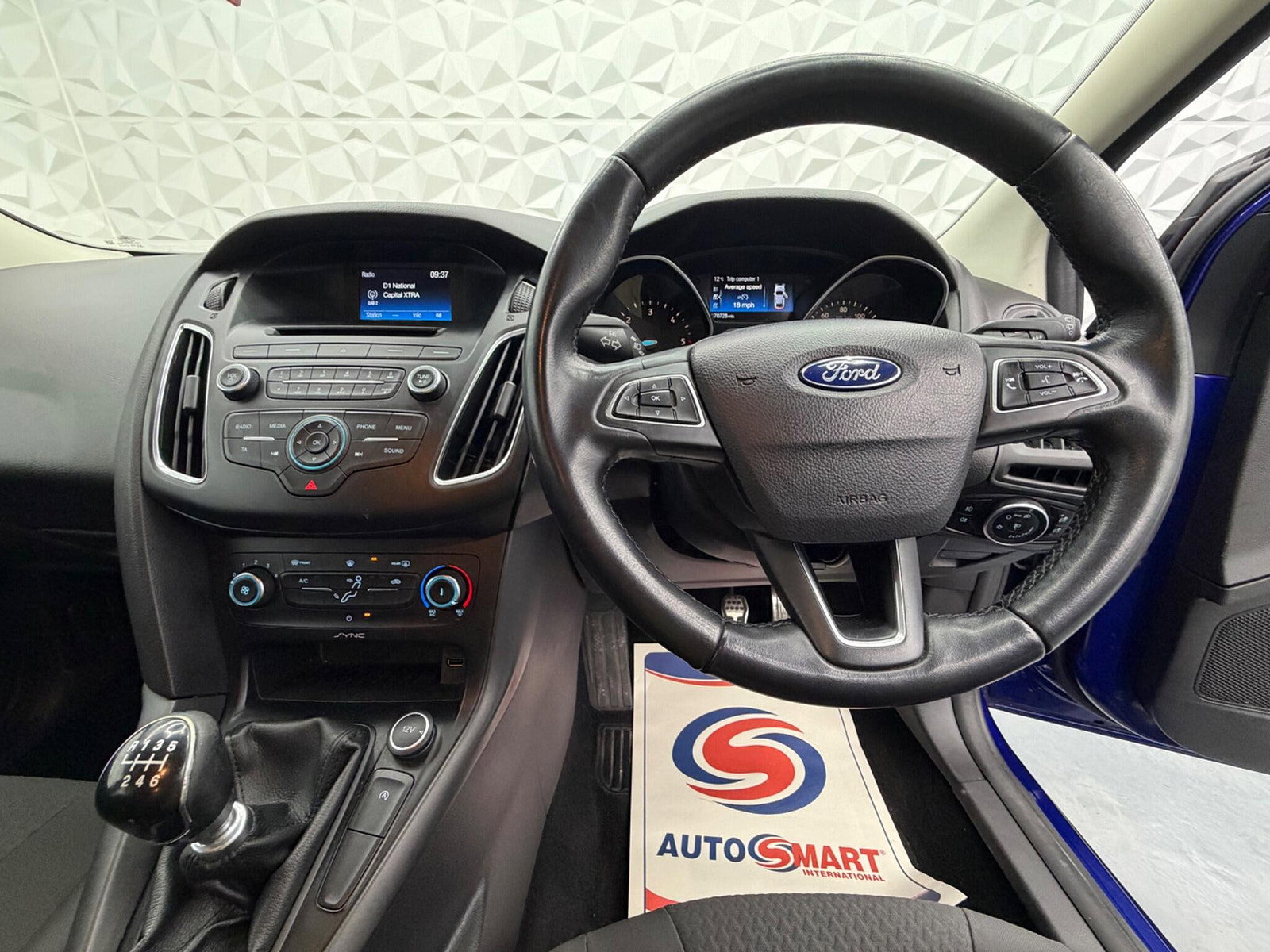 Ford Focus 1.6 TDCi Zetec S Euro 5 (s/s) 5dr 5dr Manual 2015