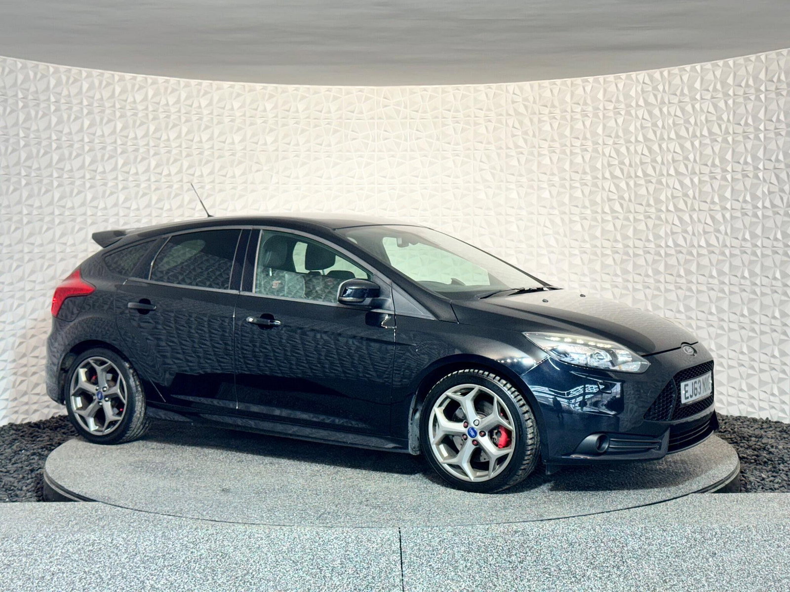 Ford Focus 2.0T EcoBoost ST-3 Euro 5 (s/s) 5dr 5dr Manual 2014