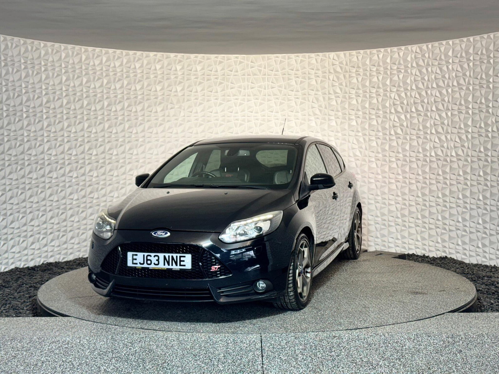 Ford Focus 2.0T EcoBoost ST-3 Euro 5 (s/s) 5dr 5dr Manual 2014