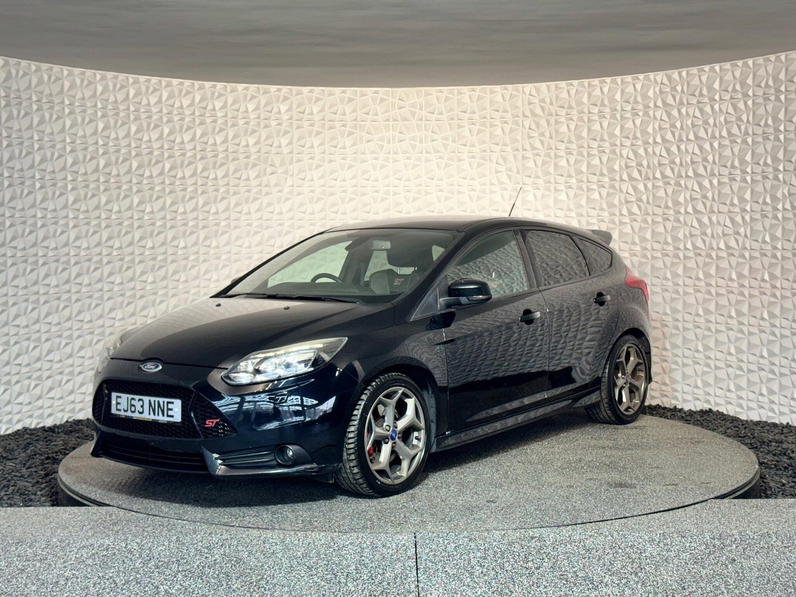 Ford Focus 2.0T EcoBoost ST-3 Euro 5 (s/s) 5dr 5dr Manual 2014
