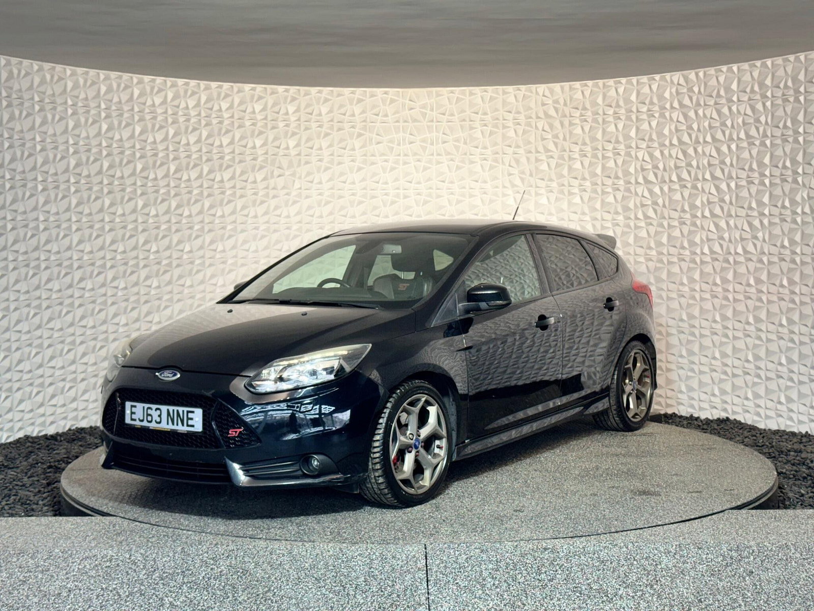 Ford Focus 2.0T EcoBoost ST-3 Euro 5 (s/s) 5dr 5dr Manual 2014