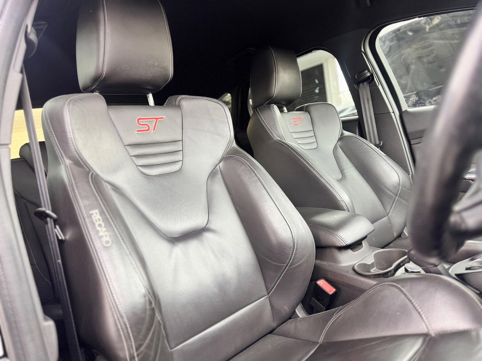 Ford Focus 2.0T EcoBoost ST-3 Euro 5 (s/s) 5dr 5dr Manual 2014