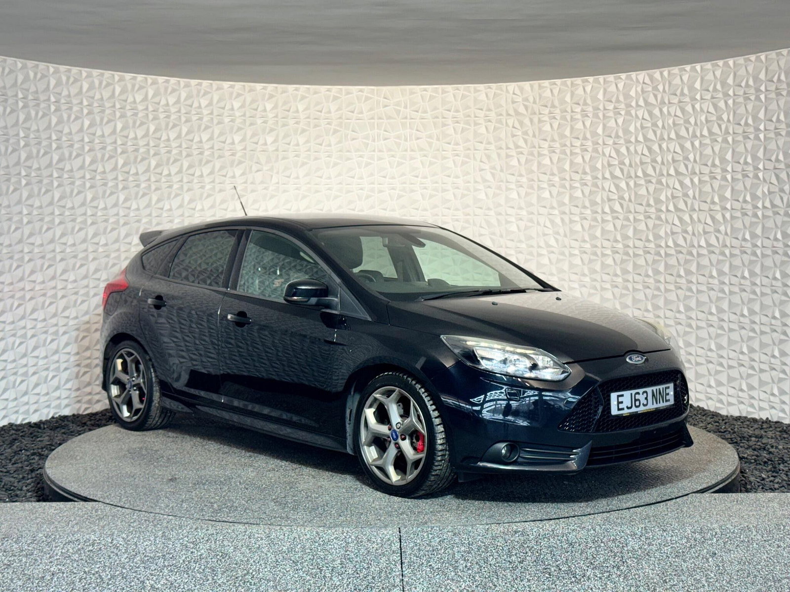 Ford Focus 2.0T EcoBoost ST-3 Euro 5 (s/s) 5dr 5dr Manual 2014