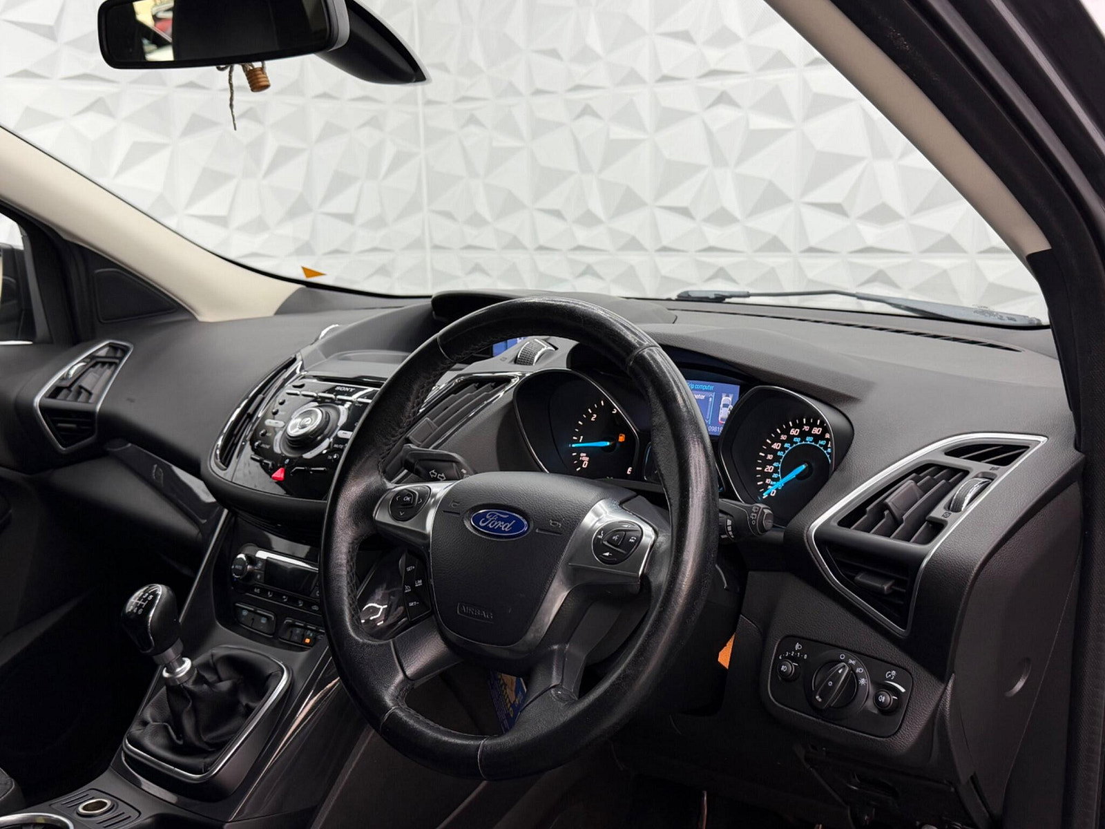 Ford Kuga 2.0 TDCi Titanium AWD Euro 5 5dr 5dr Manual 2013