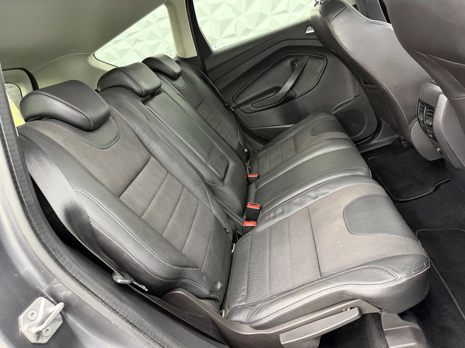 Ford Kuga 2.0 TDCi Titanium AWD Euro 5 5dr 5dr Manual 2013