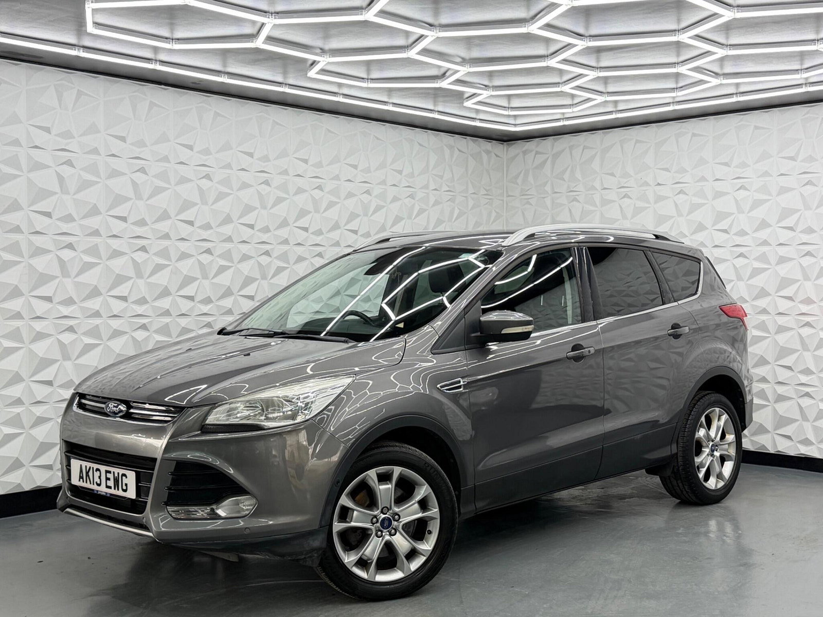 Ford Kuga 2.0 TDCi Titanium AWD Euro 5 5dr 5dr Manual 2013