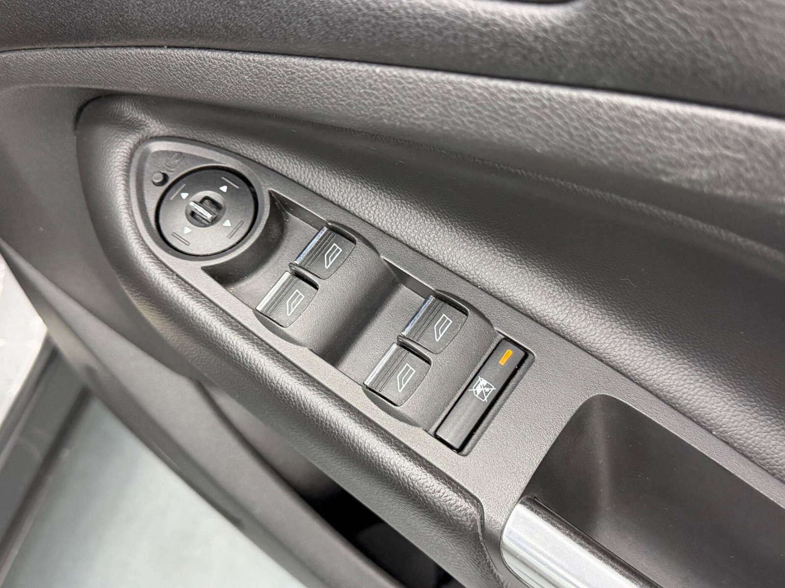 Ford Kuga 2.0 TDCi Titanium AWD Euro 5 5dr 5dr Manual 2013