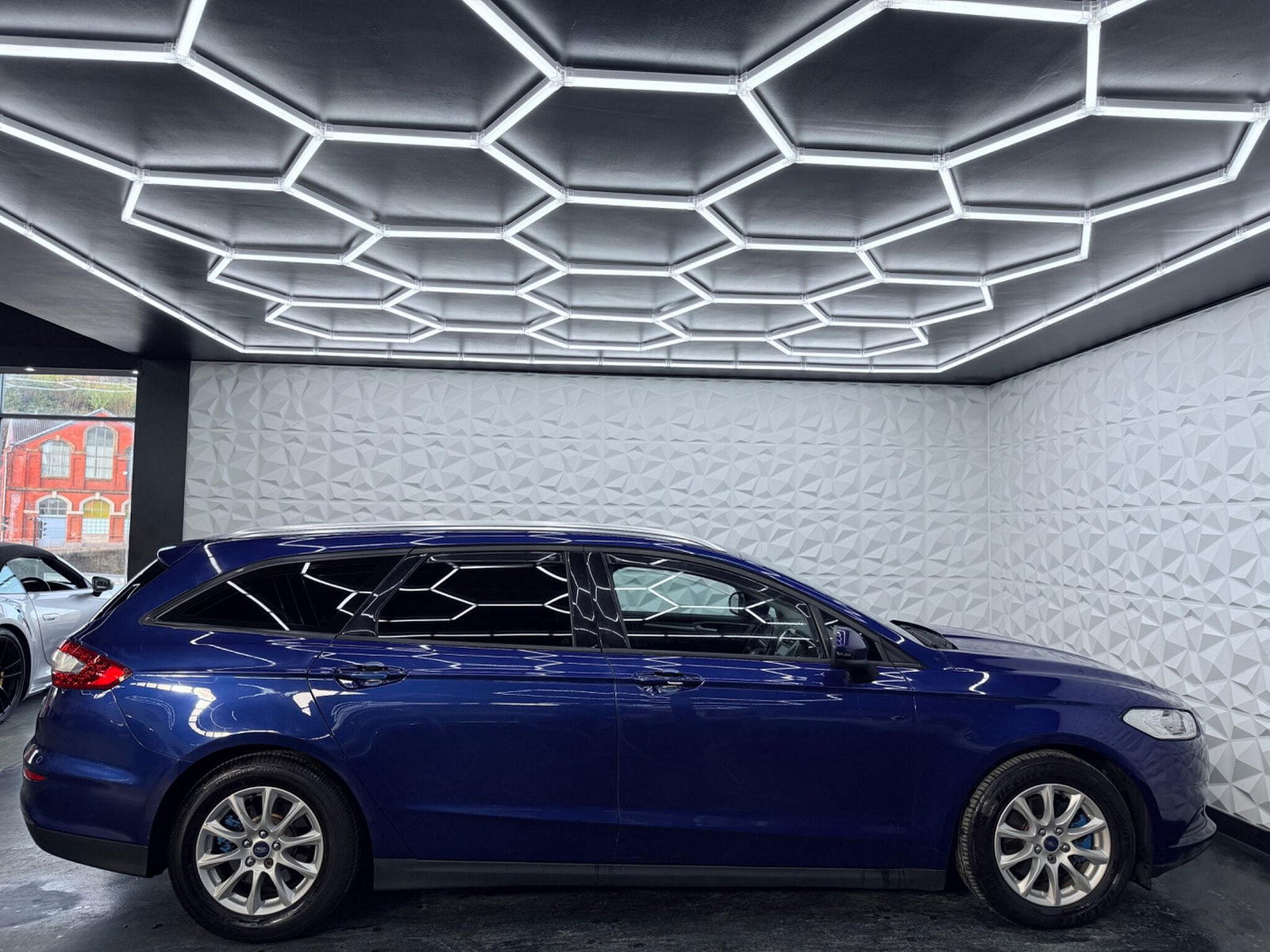 Ford Mondeo 1.5 TDCi ECOnetic Style Euro 6 (s/s) 5dr 5dr Manual 2017