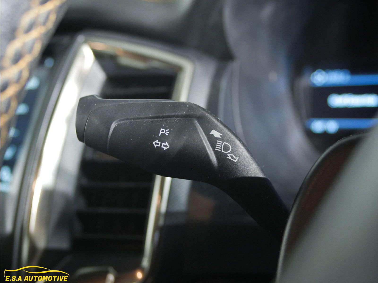 Ford Ranger 3.2 TDCi Wildtrak Auto 4WD Euro 5 4dr 4dr Automatic 2018