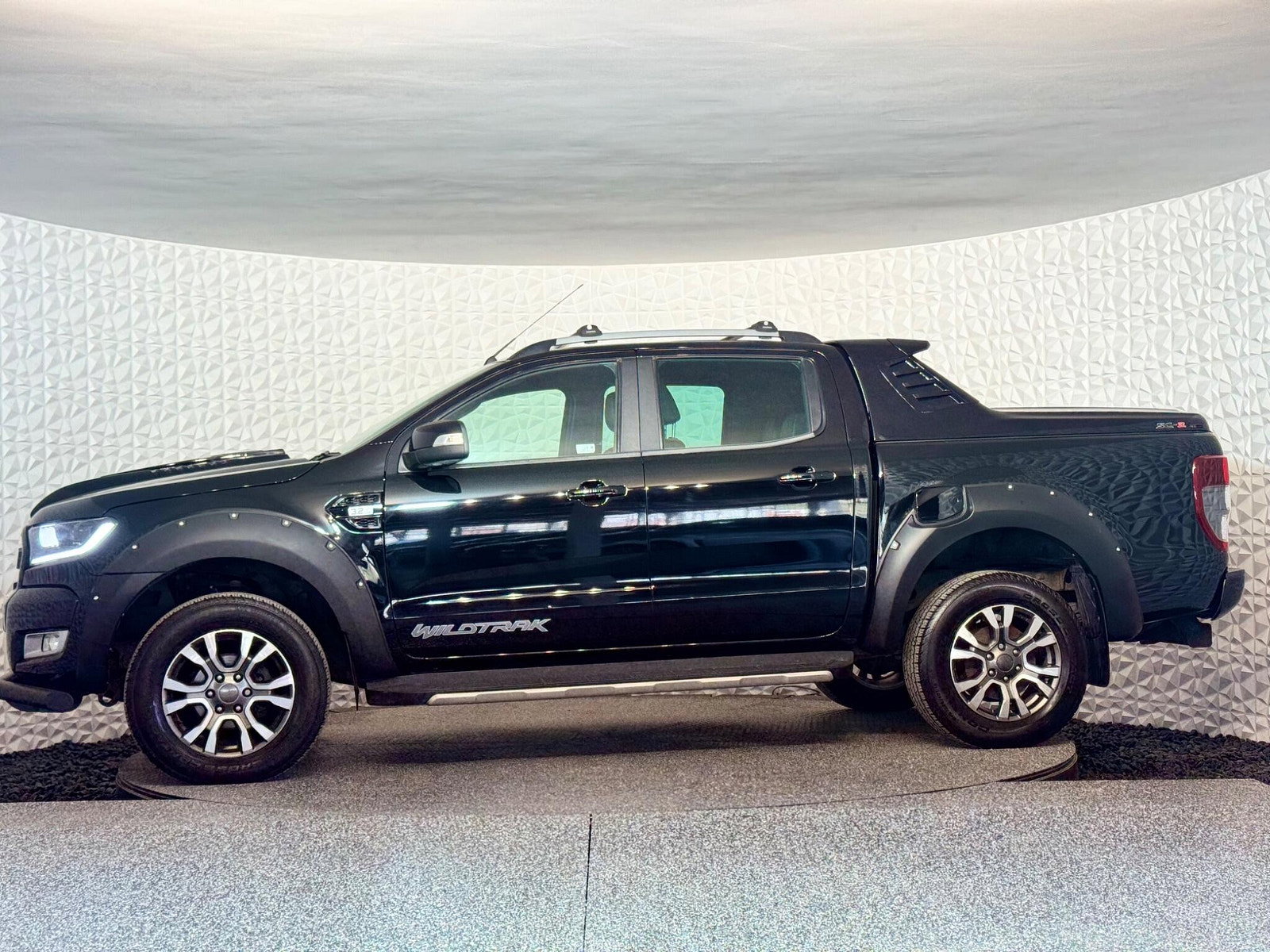 Ford Ranger 3.2 TDCi Wildtrak Auto 4WD Euro 5 4dr 4dr Automatic 2018