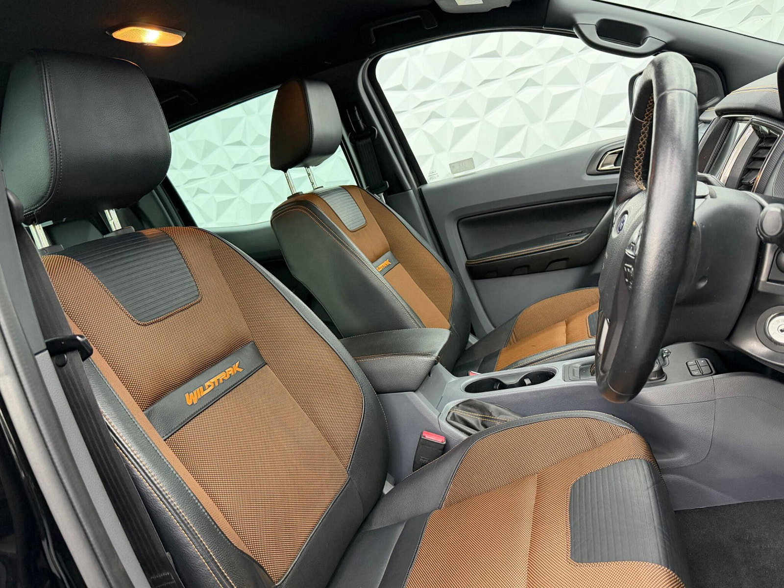 Ford Ranger 3.2 TDCi Wildtrak Auto 4WD Euro 5 4dr 4dr Automatic 2018