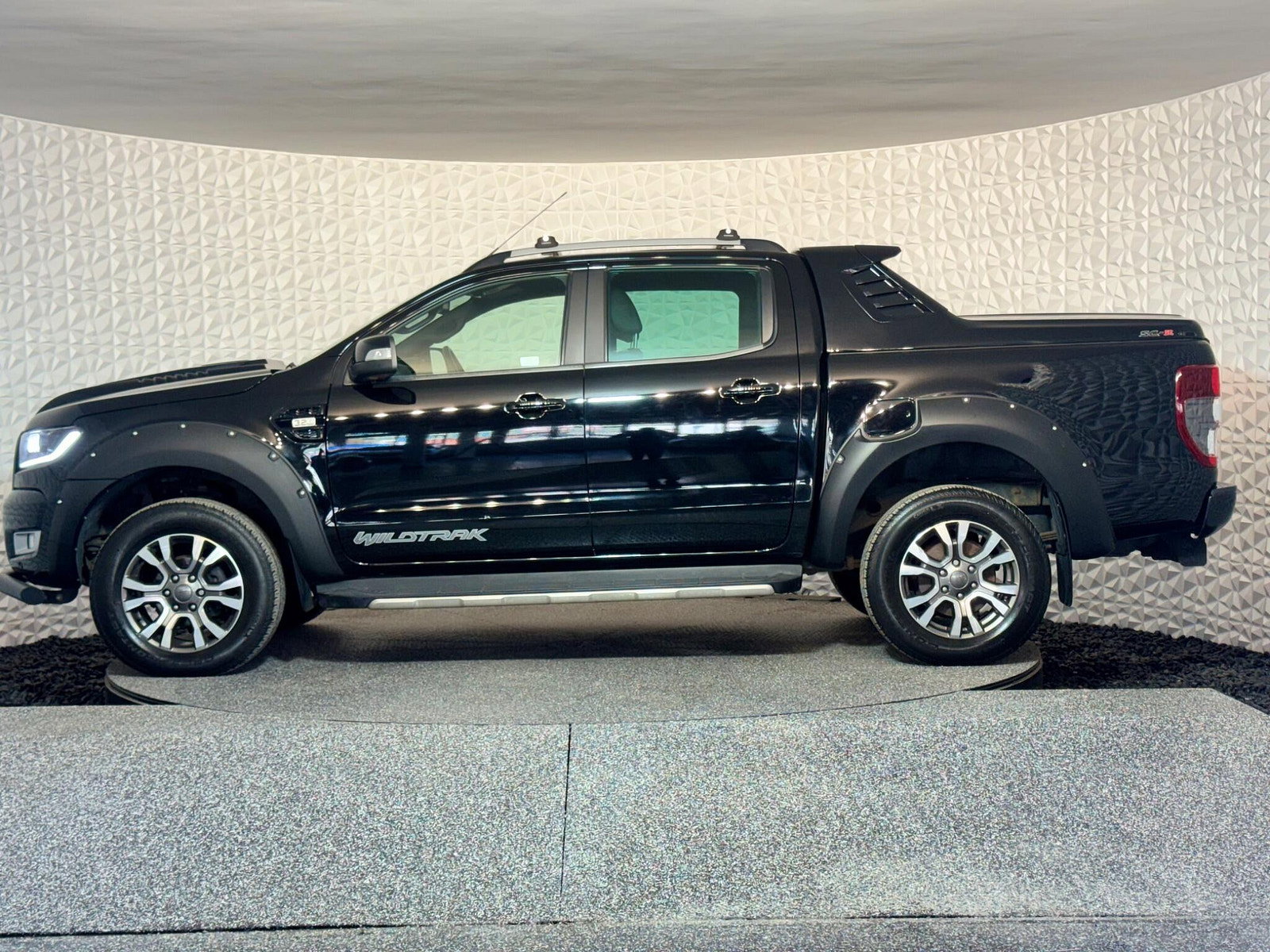 Ford Ranger 3.2 TDCi Wildtrak Auto 4WD Euro 5 4dr 4dr Automatic 2018