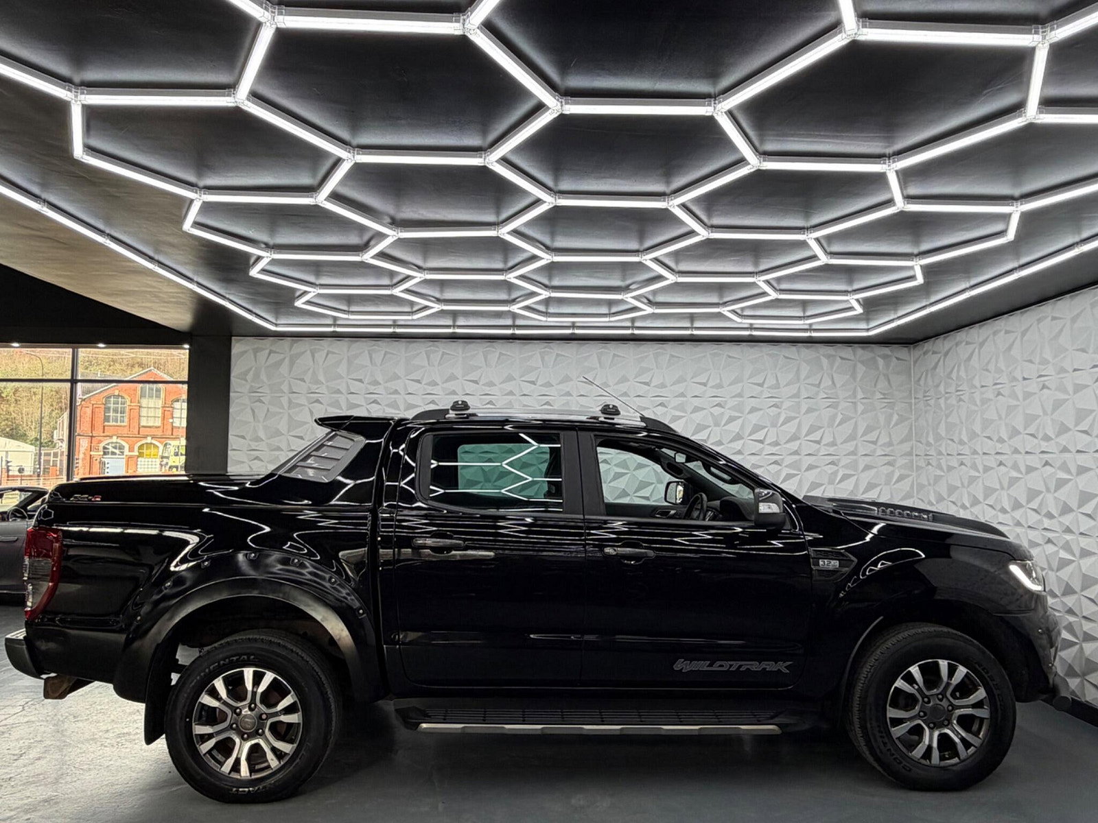 Ford Ranger 3.2 TDCi Wildtrak Auto 4WD Euro 5 4dr 4dr Automatic 2018