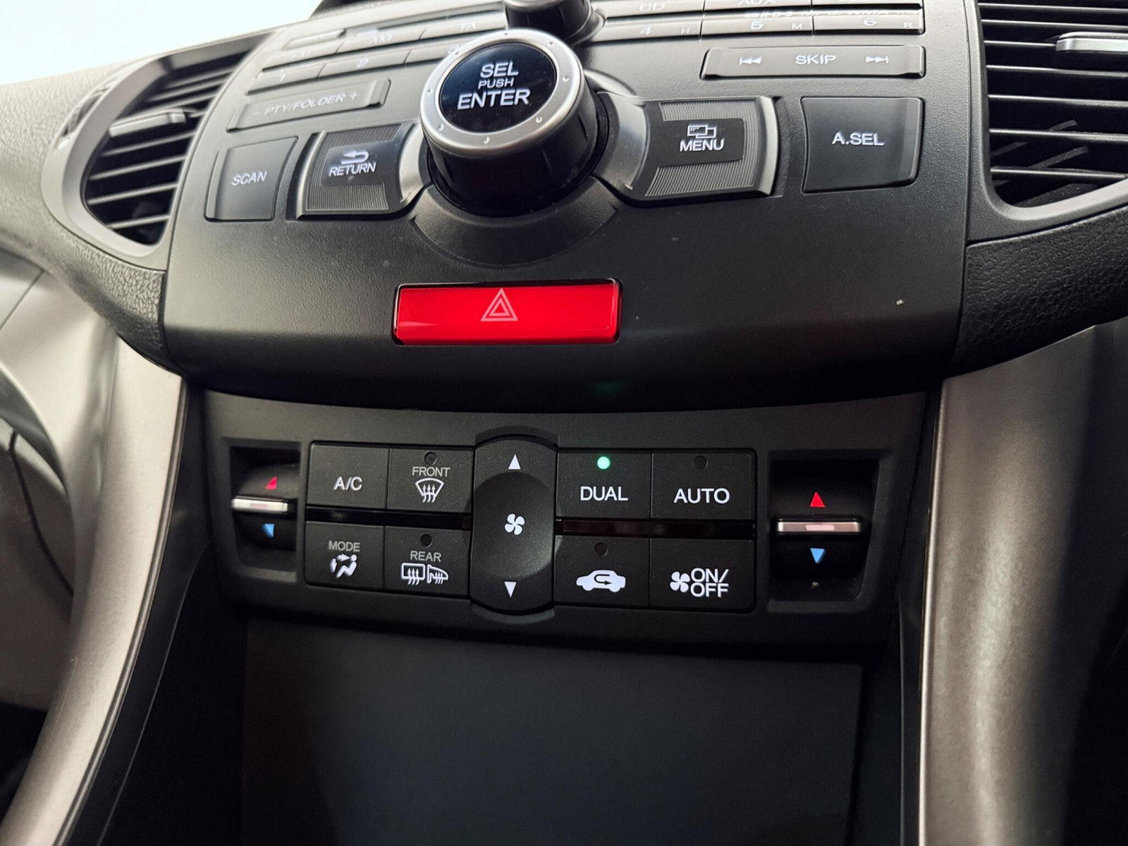 Honda Accord 2.0 i-VTEC ES Tourer Auto Euro 5 5dr 5dr Automatic 2013