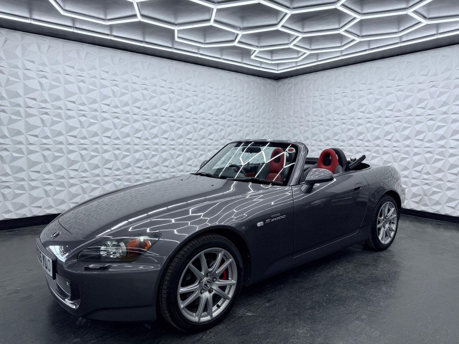 Honda S2000 2.0 i-VTEC Roadster 2dr 2dr Manual 2005