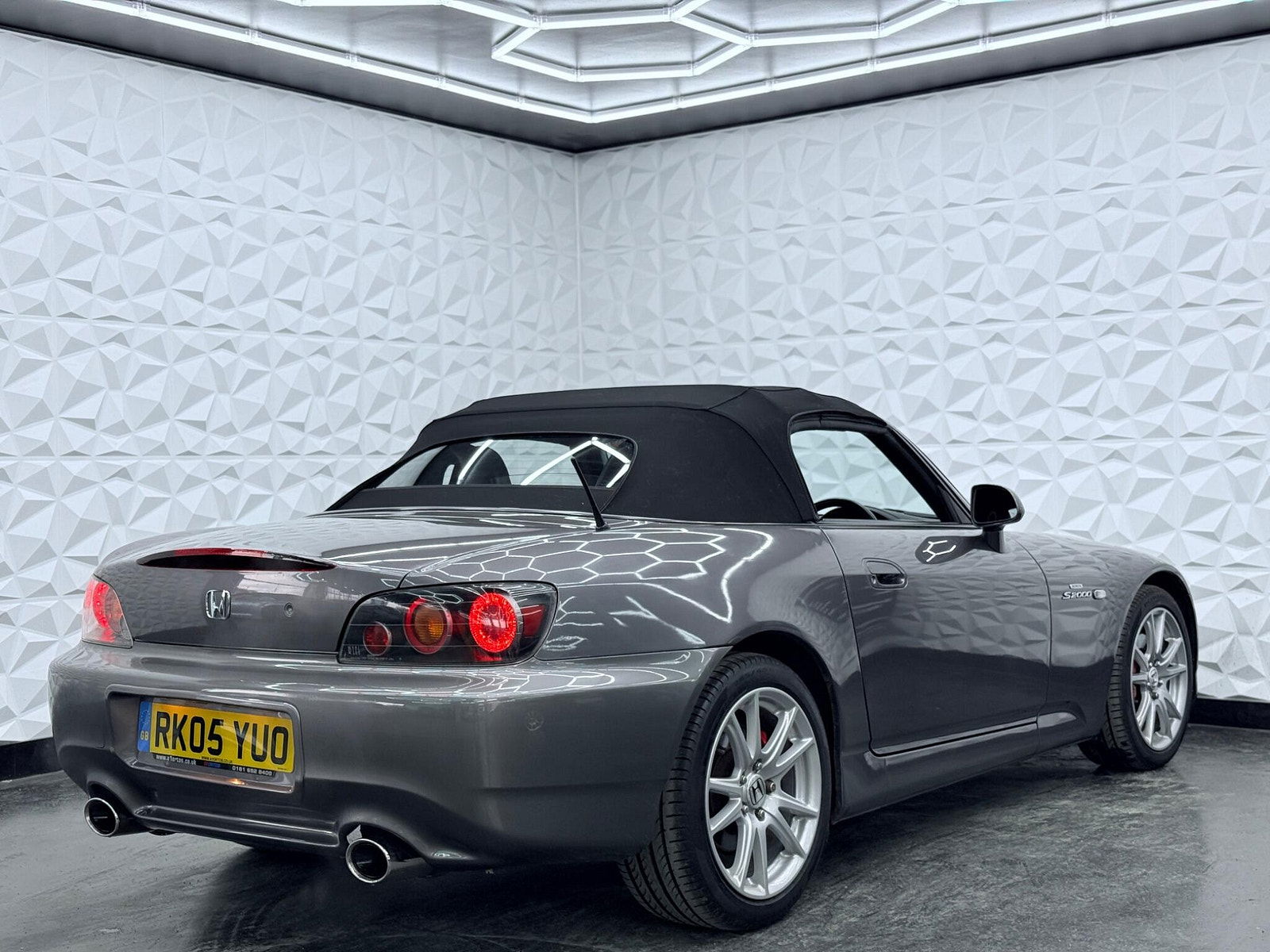 Honda S2000 2.0 i-VTEC Roadster 2dr 2dr Manual 2005