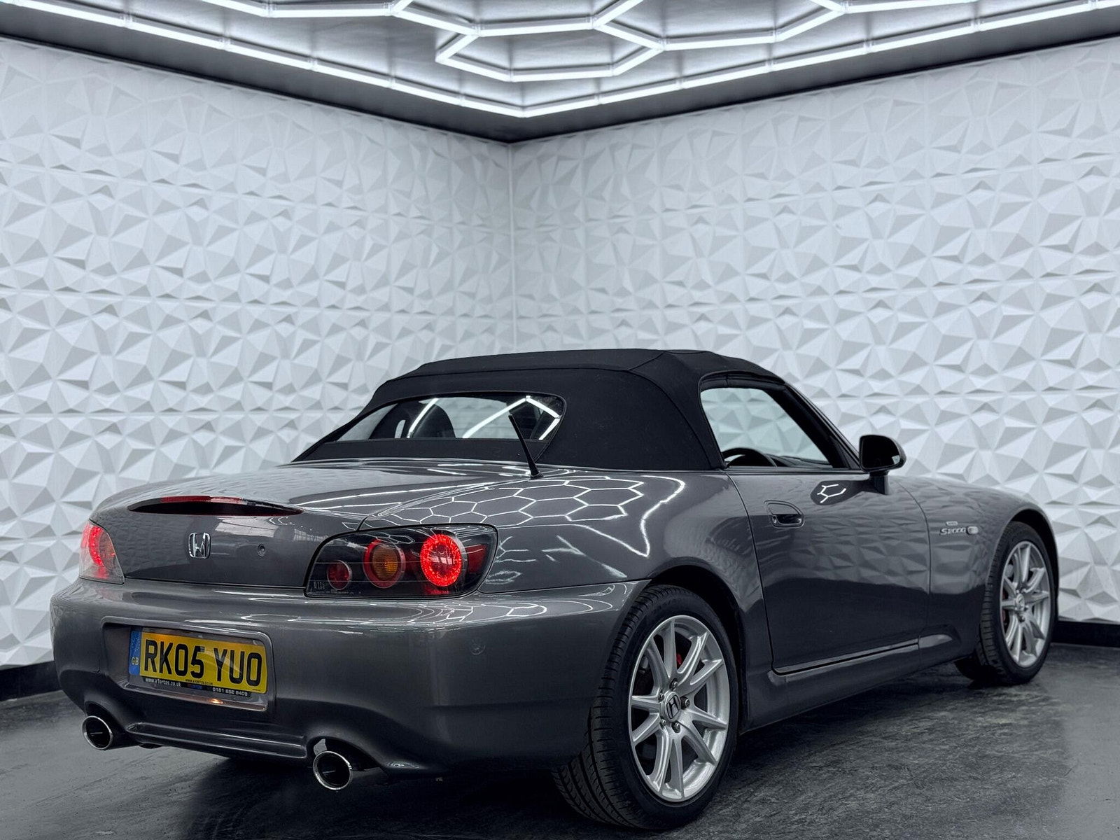 Honda S2000 2.0 i-VTEC Roadster 2dr 2dr Manual 2005