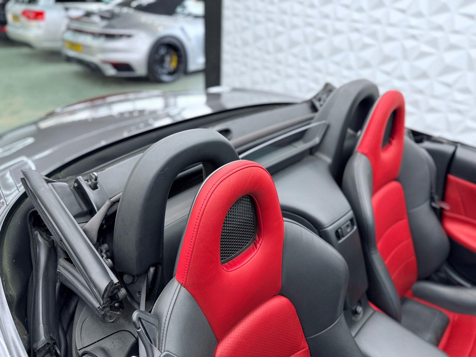 Honda S2000 2.0 i-VTEC Roadster 2dr 2dr Manual 2005