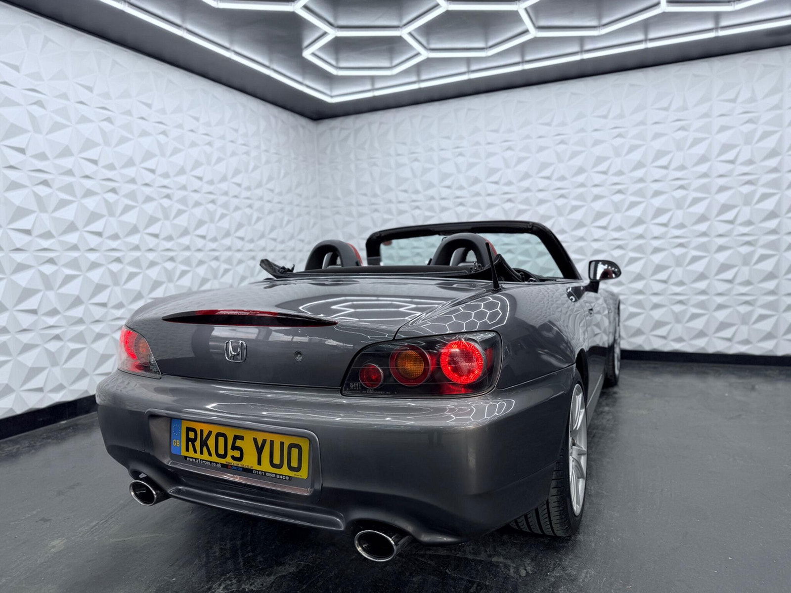 Honda S2000 2.0 i-VTEC Roadster 2dr 2dr Manual 2005