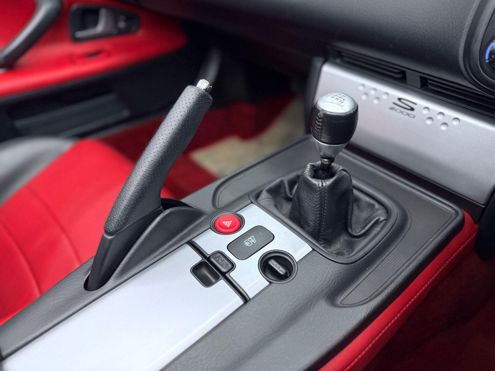 Honda S2000 2.0 i-VTEC Roadster 2dr 2dr Manual 2005