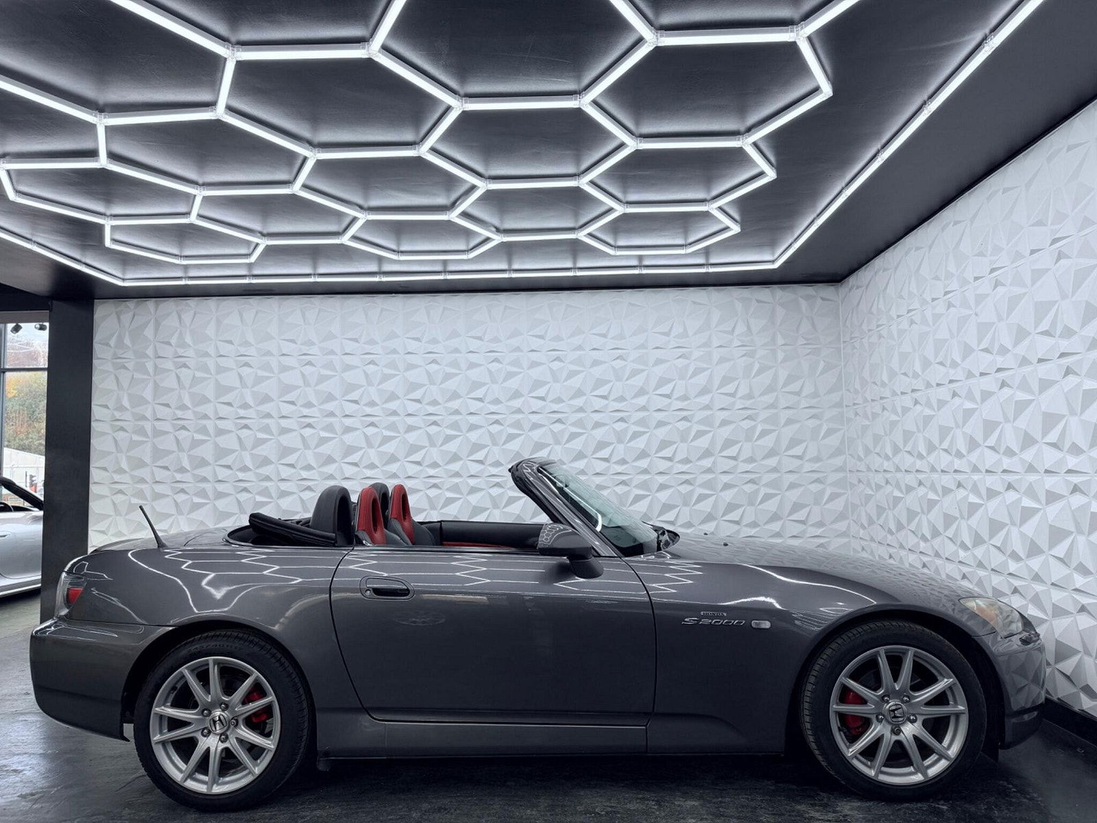 Honda S2000 2.0 i-VTEC Roadster 2dr 2dr Manual 2005