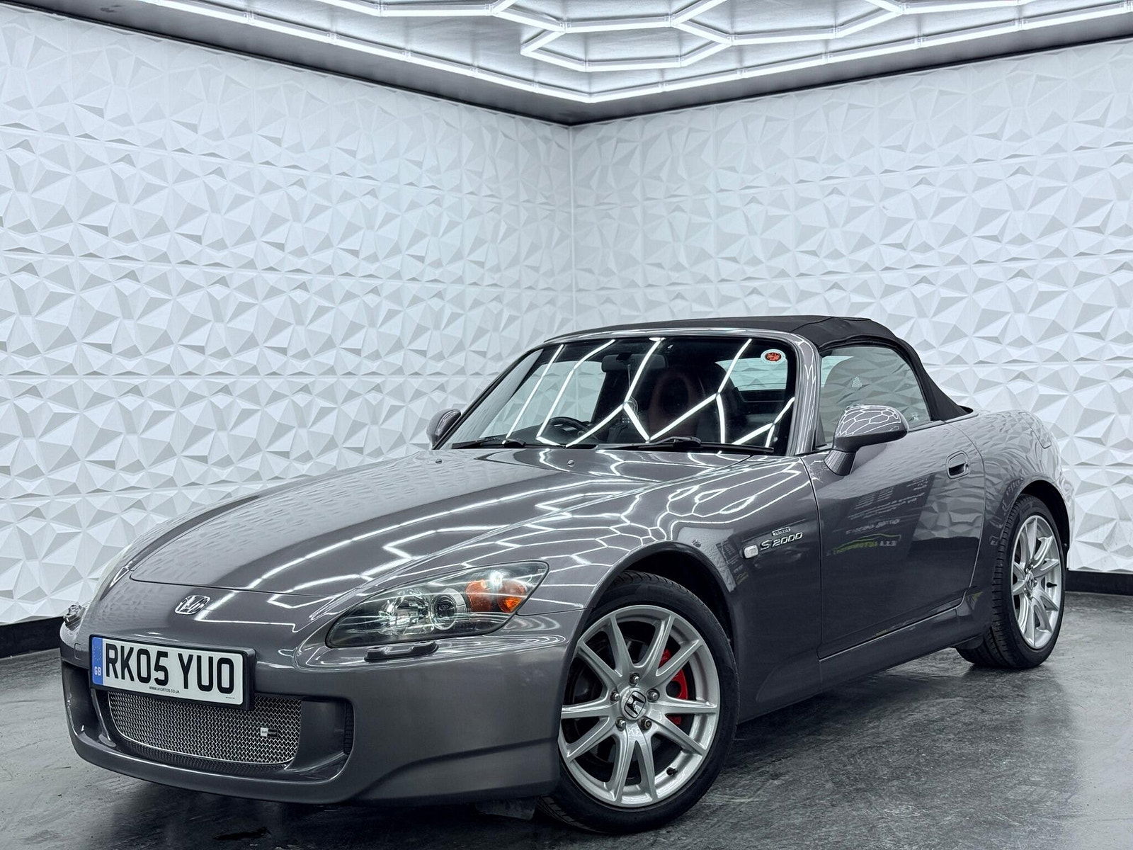 Honda S2000 2.0 i-VTEC Roadster 2dr 2dr Manual 2005