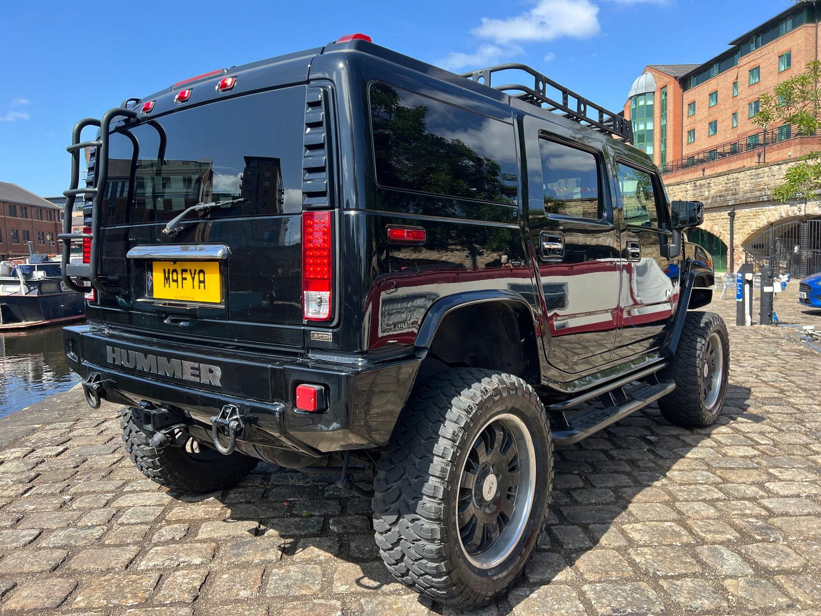 Hummer H2 6.2 V8 Luxury 5dr 5dr Automatic 2014