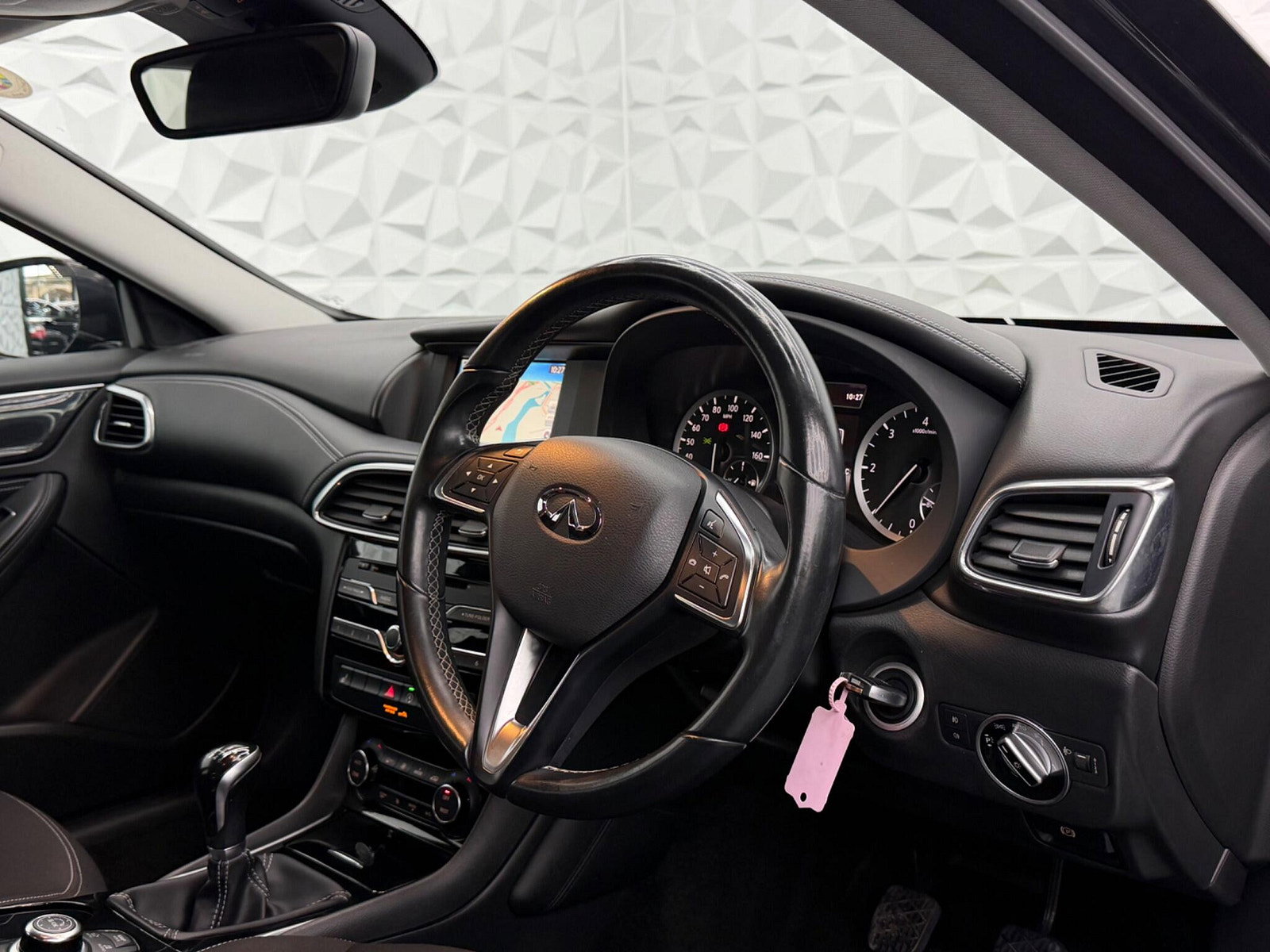 Infiniti Q30 1.5d Business Executive Euro 6 (s/s) 5dr 5dr Manual 2016