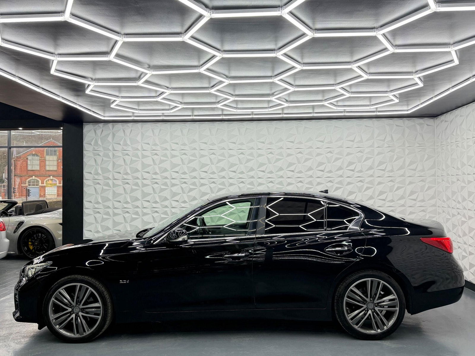 Infiniti Q50 2.2d Sport Auto Euro 6 (s/s) 4dr 4dr Automatic 2018