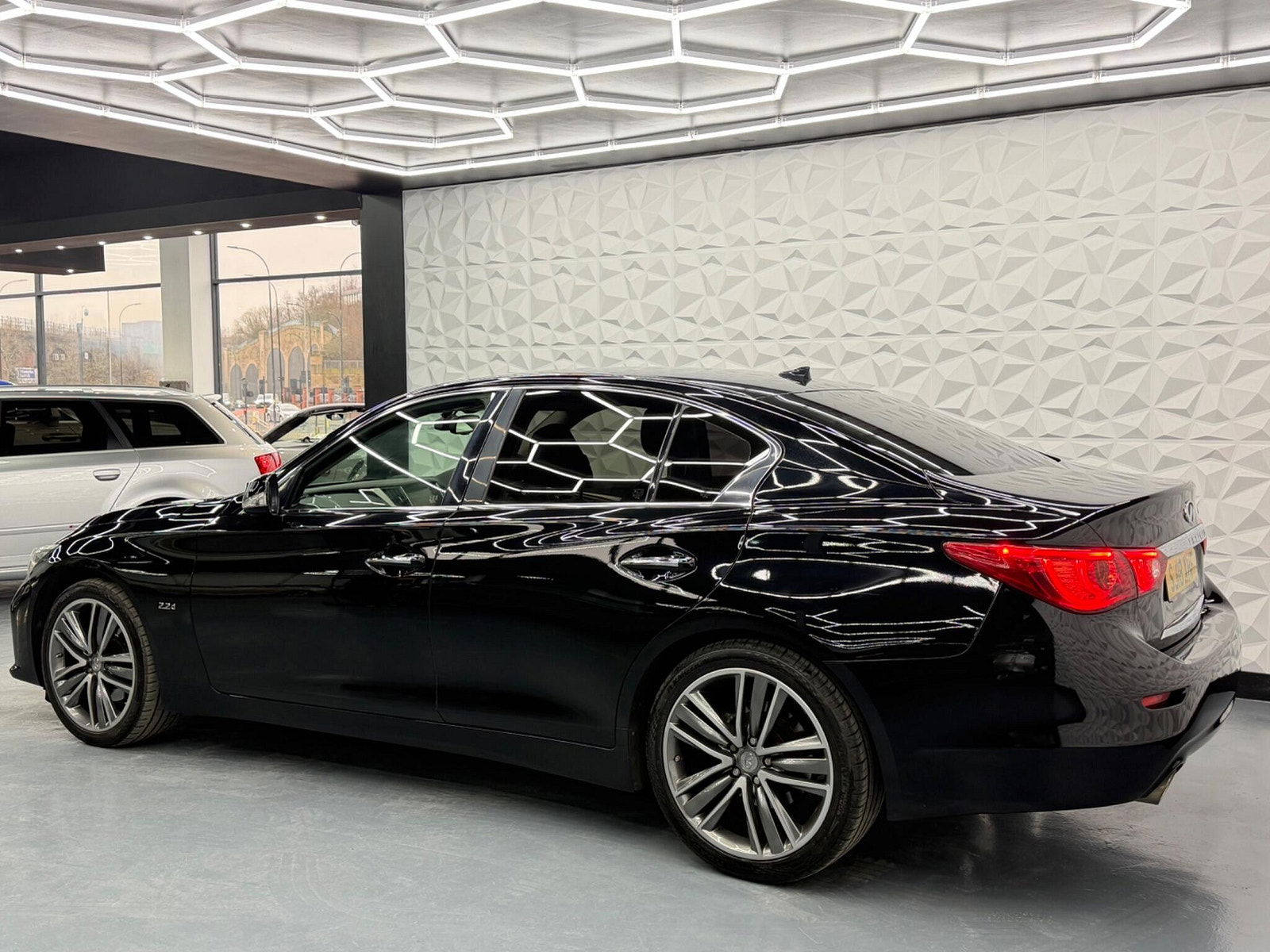 Infiniti Q50 2.2d Sport Auto Euro 6 (s/s) 4dr 4dr Automatic 2018