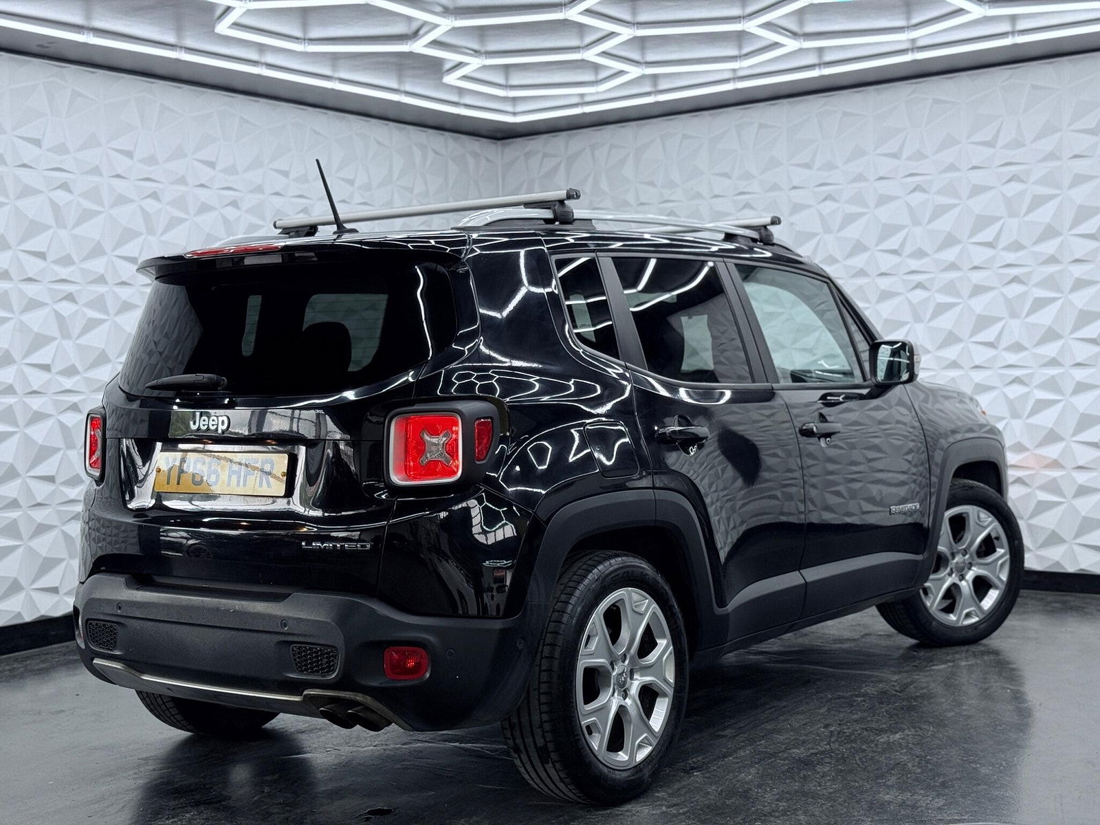 Jeep Renegade 1.4T MultiAirII Limited Euro 6 (s/s) 5dr 5dr Manual 2016