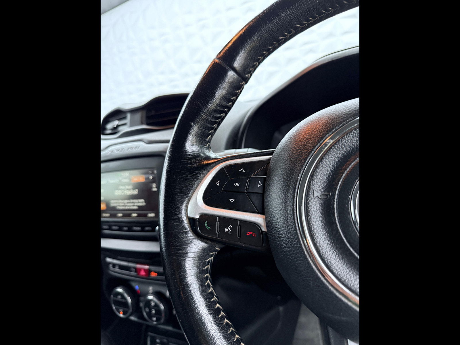 Jeep Renegade 1.4T MultiAirII Limited Euro 6 (s/s) 5dr 5dr Manual 2016