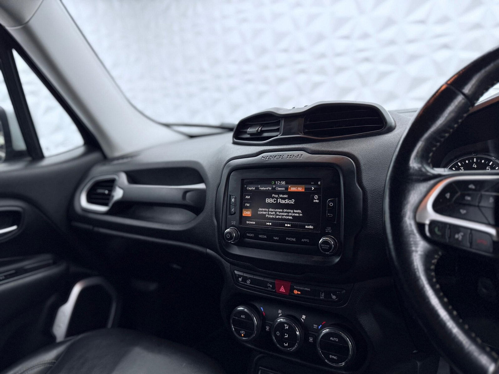 Jeep Renegade 1.4T MultiAirII Limited Euro 6 (s/s) 5dr 5dr Manual 2016