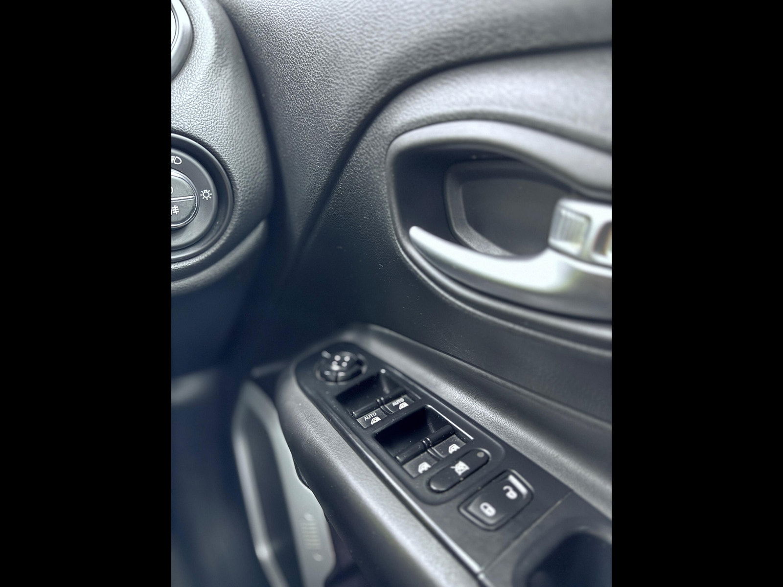 Jeep Renegade 2.0 MultiJetII Limited Auto 4WD Euro 6 (s/s) 5dr 5dr Automatic 2016