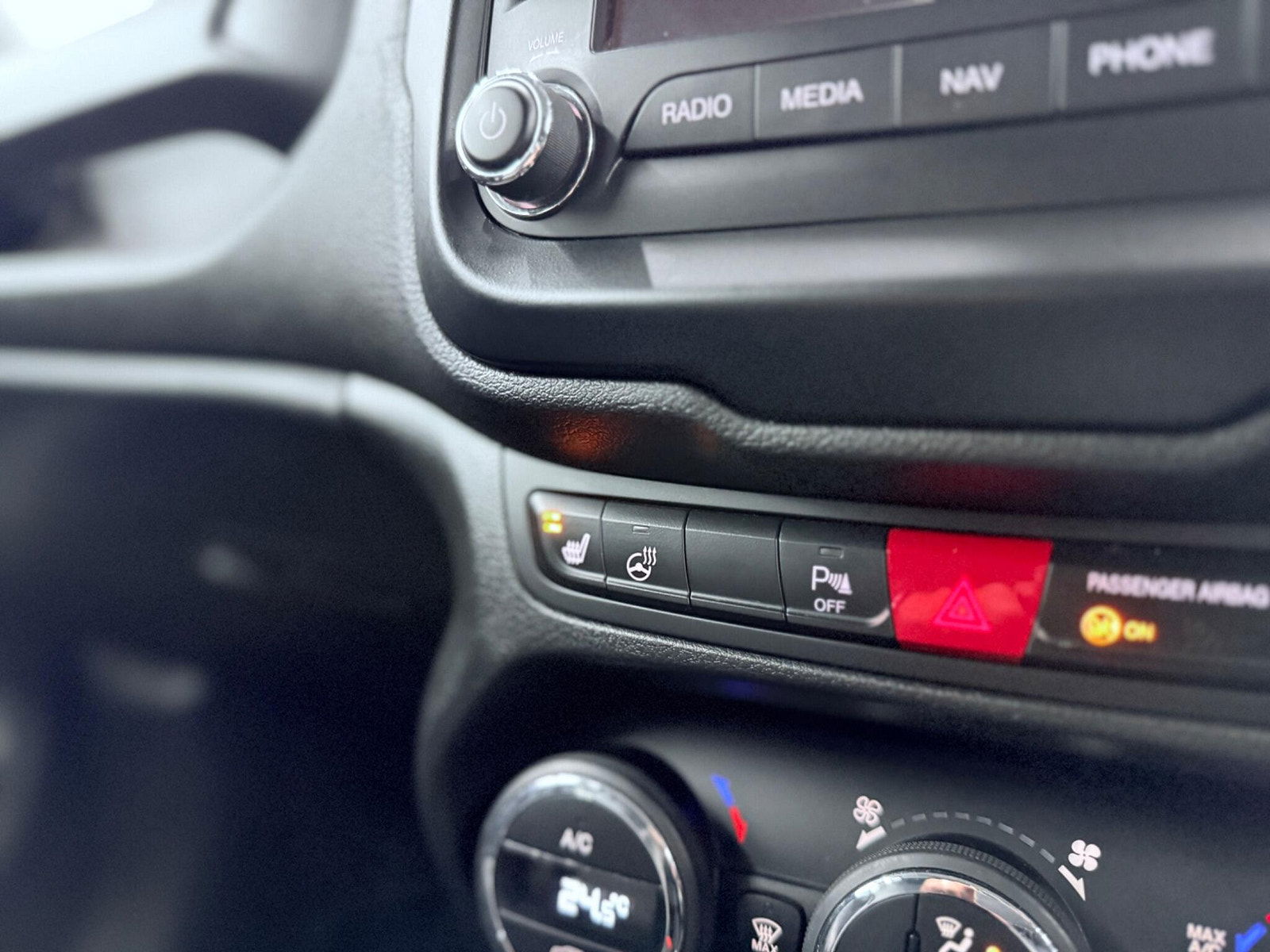 Jeep Renegade 2.0 MultiJetII Limited Auto 4WD Euro 6 (s/s) 5dr 5dr Automatic 2016