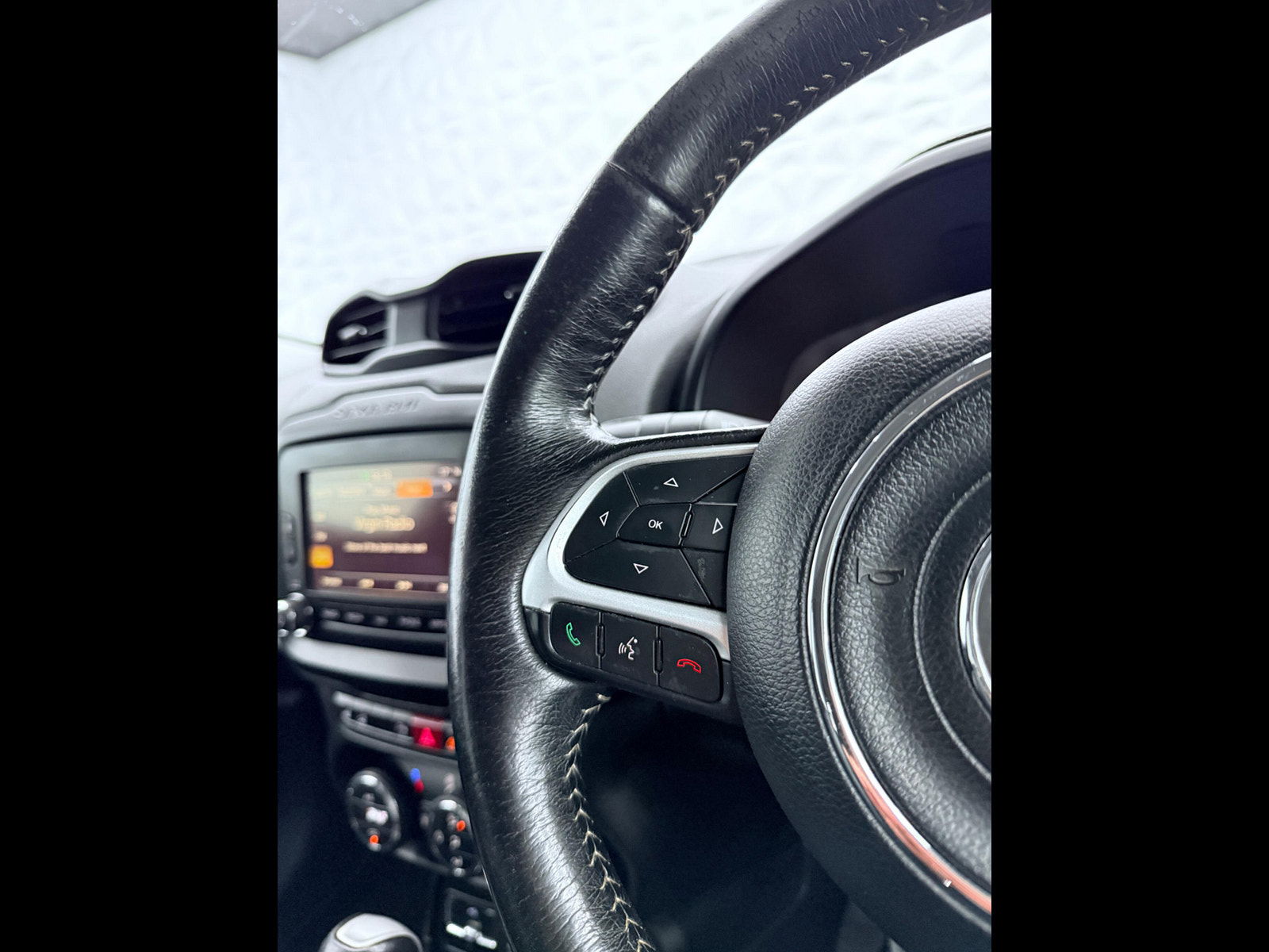 Jeep Renegade 2.0 MultiJetII Limited Auto 4WD Euro 6 (s/s) 5dr 5dr Automatic 2016