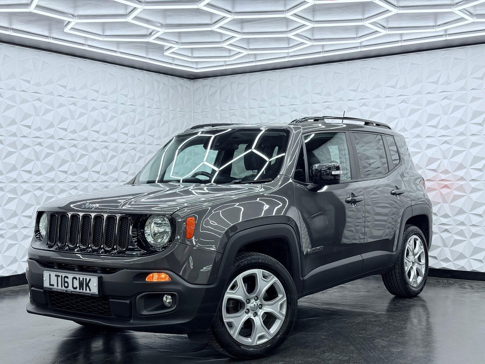 Jeep Renegade 2.0 MultiJetII Limited Auto 4WD Euro 6 (s/s) 5dr 5dr Automatic 2016
