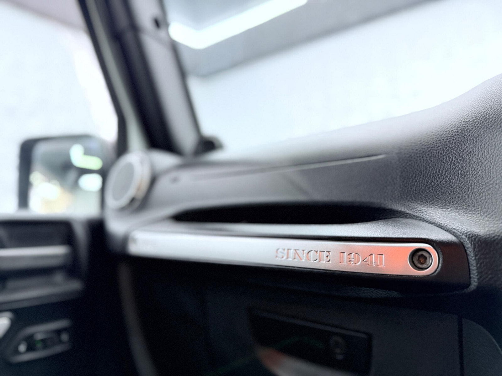 Jeep Wrangler 2.8 CRD Sahara Auto 4WD Euro 5 4dr (4 seat) 4dr Automatic 2011