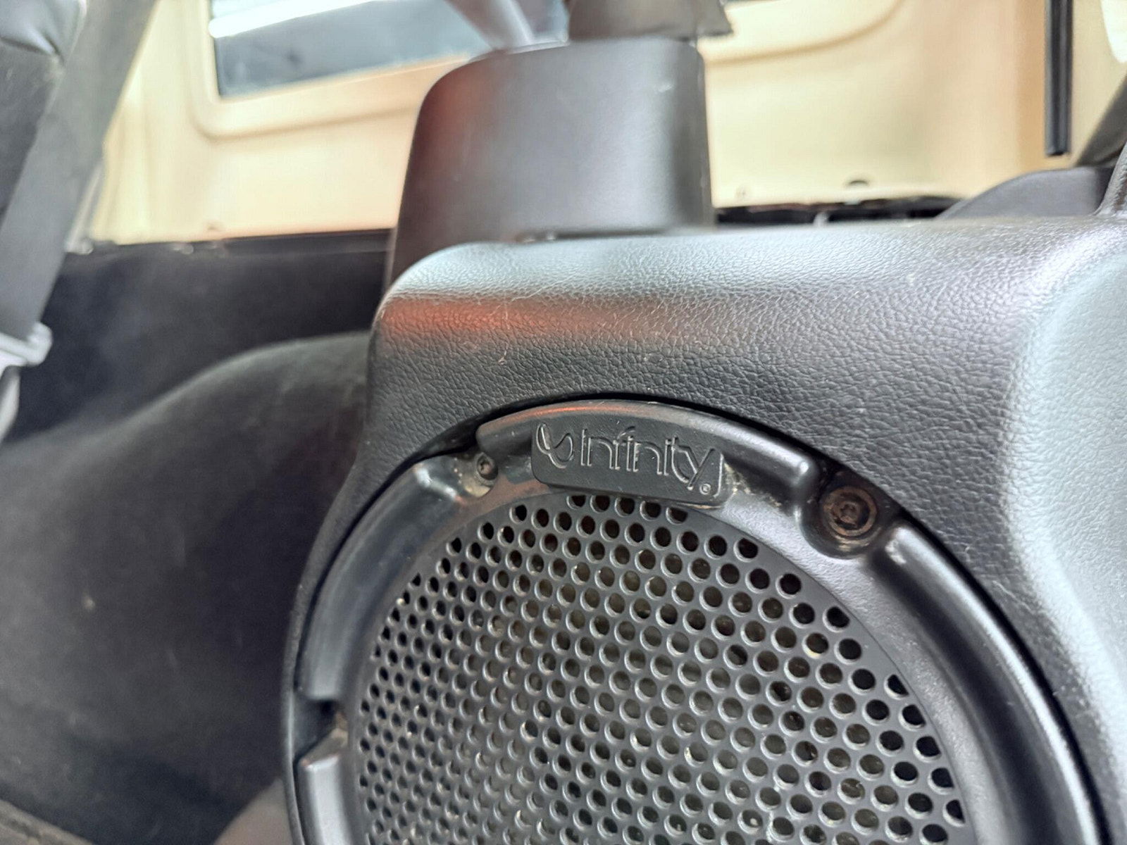 Jeep Wrangler 2.8 CRD Sahara Auto 4WD Euro 5 4dr (4 seat) 4dr Automatic 2011