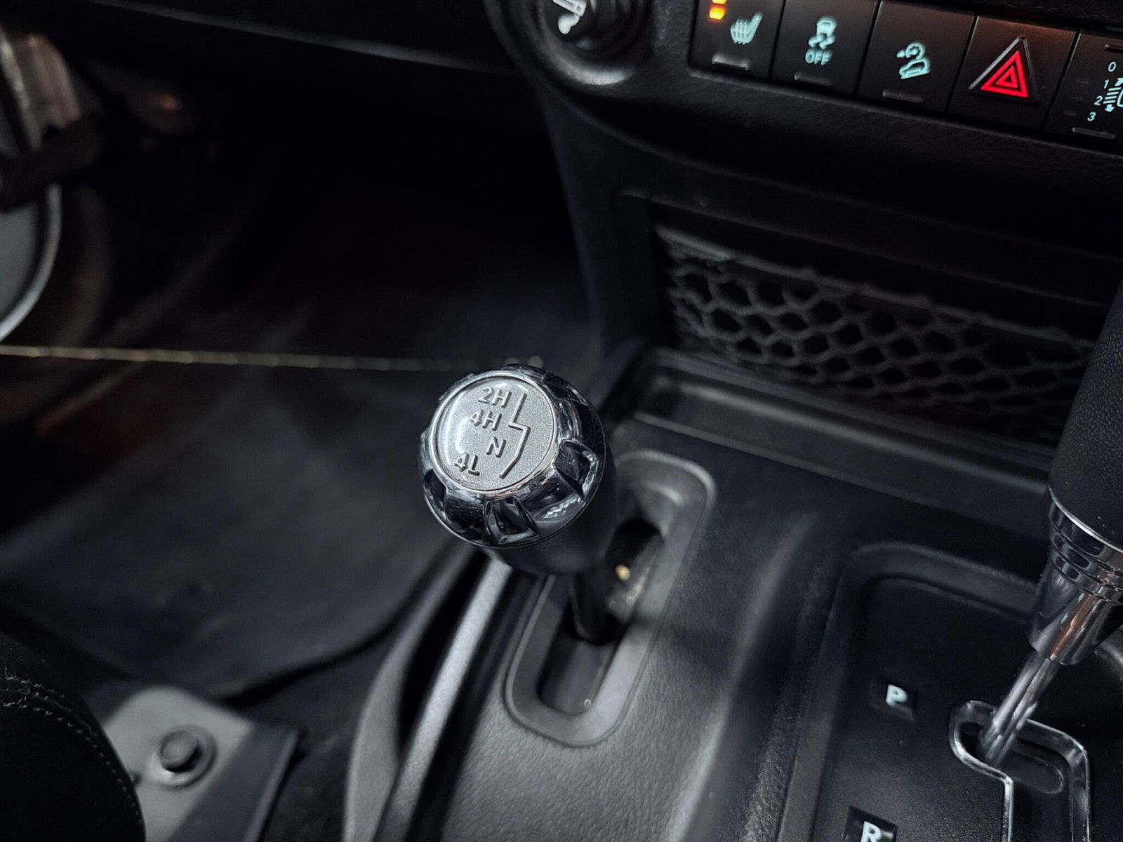 Jeep Wrangler 2.8 CRD Sahara Auto 4WD Euro 5 4dr (4 seat) 4dr Automatic 2011