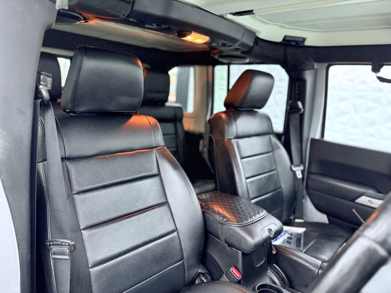 Jeep Wrangler 2.8 CRD Sahara Auto 4WD Euro 5 4dr (4 seat) 4dr Automatic 2011