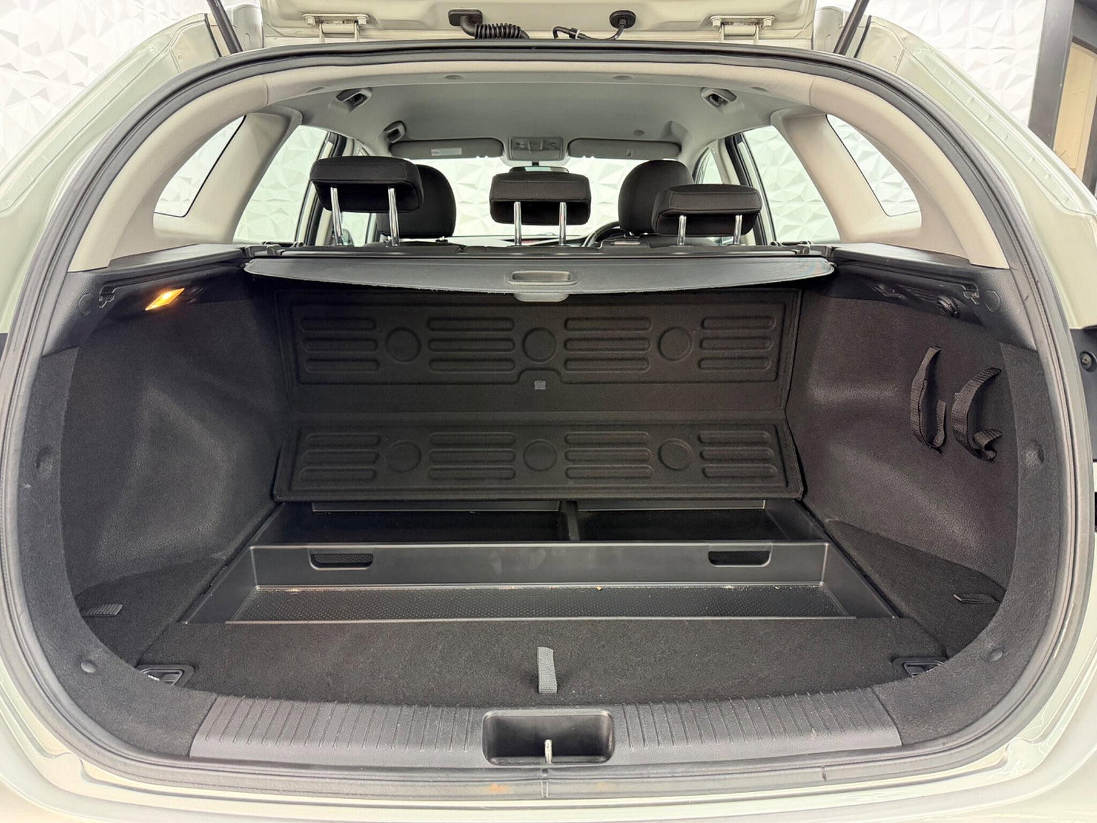 Kia Ceed 1.6 CRDi 2 Sportswagon Auto Euro 5 5dr 5dr Automatic 2013