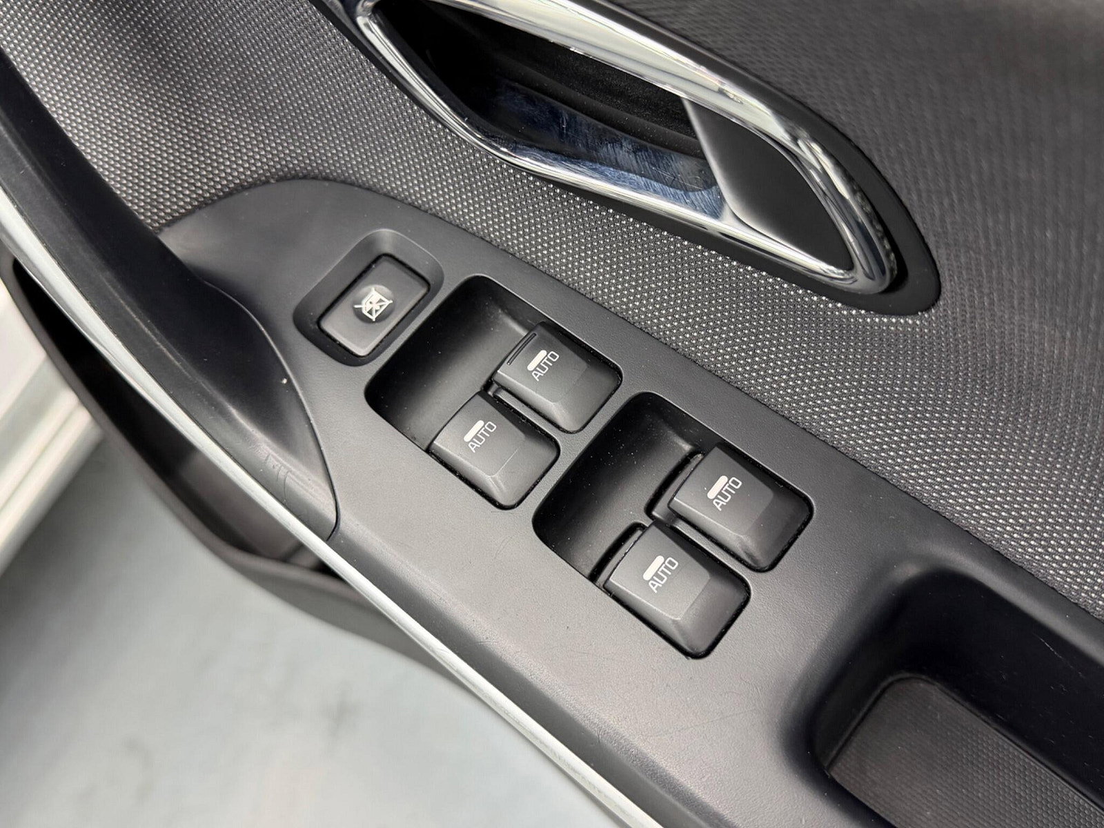 Kia Ceed 1.6 CRDi 2 Sportswagon Auto Euro 5 5dr 5dr Automatic 2013