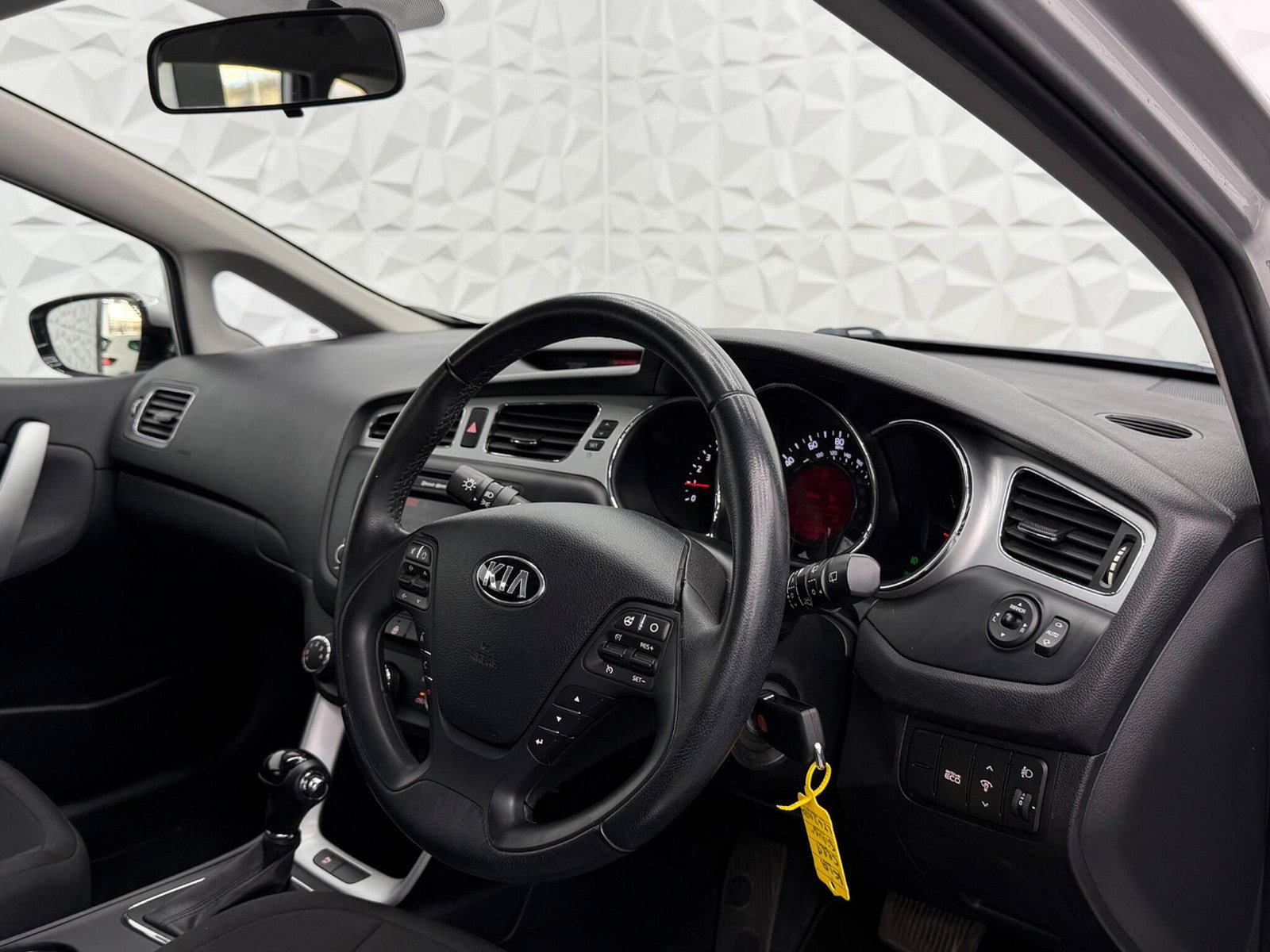 Kia Ceed 1.6 CRDi 2 Sportswagon Auto Euro 5 5dr 5dr Automatic 2013