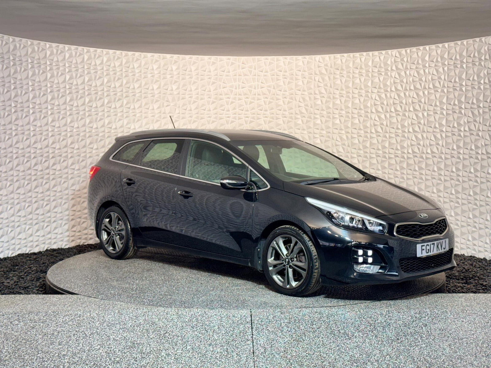 Kia Ceed 1.6 CRDi GT-Line Sportswagon Euro 6 (s/s) 5dr 5dr Manual 2017