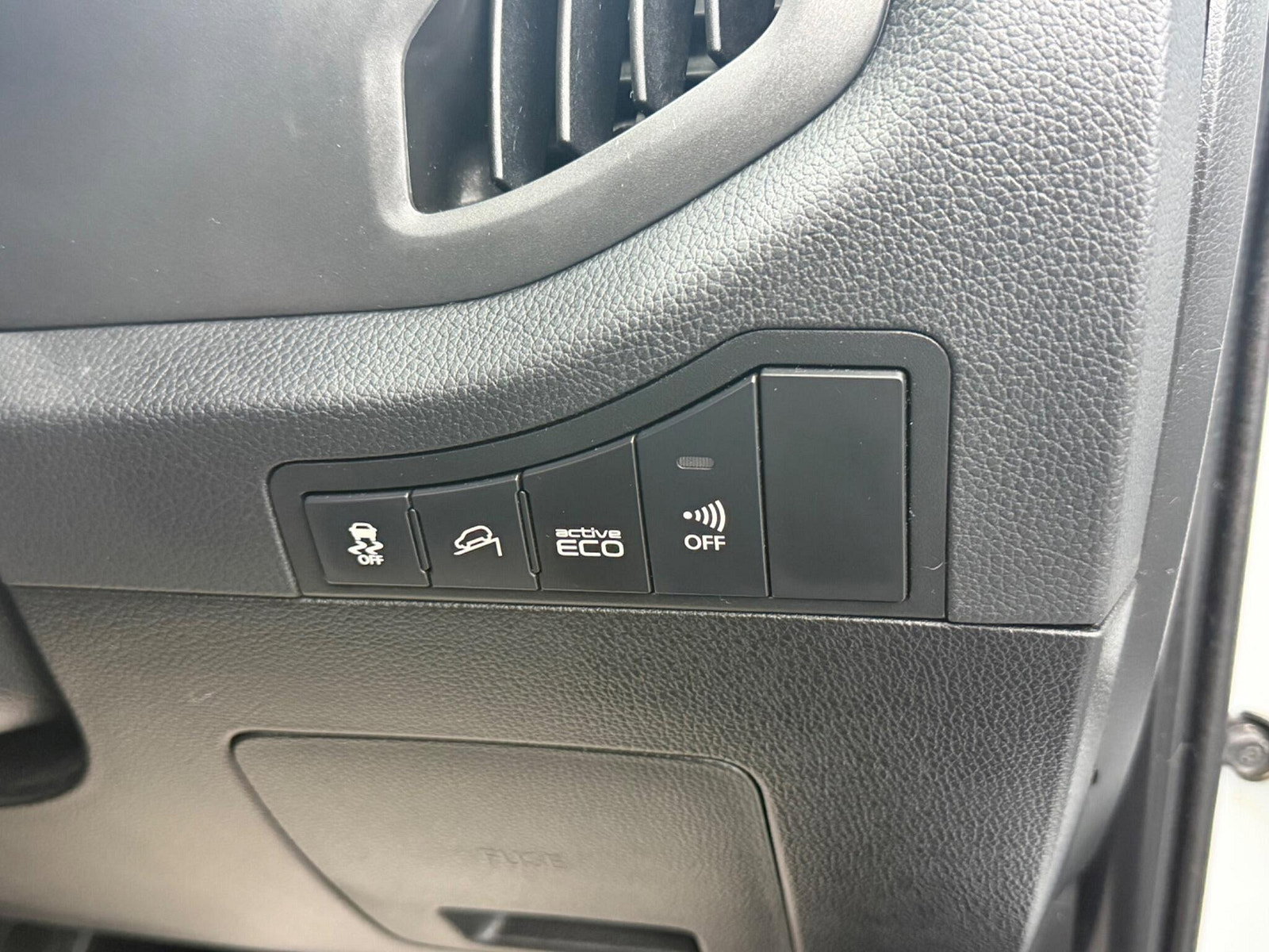 Kia Sportage 2.0 CRDi KX-3 Auto AWD Euro 5 5dr 5dr Automatic 2011