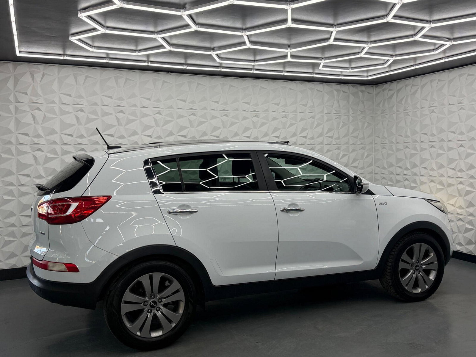 Kia Sportage 2.0 CRDi KX-3 Auto AWD Euro 5 5dr 5dr Automatic 2011