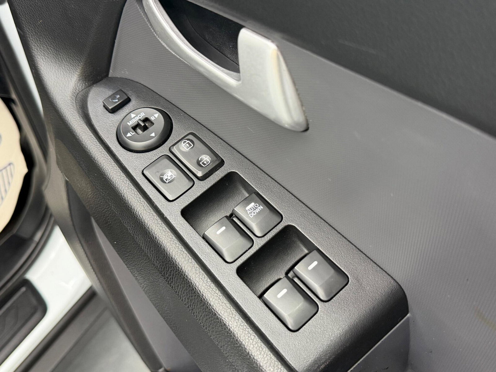 Kia Sportage 2.0 CRDi KX-3 Auto AWD Euro 5 5dr 5dr Automatic 2011