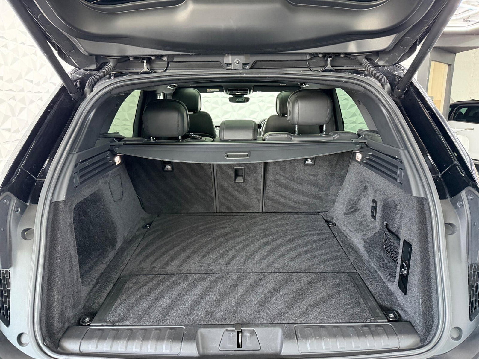 Land Rover Range Rover Sport 3.0 P400 MHEV Dynamic SE Auto 4WD Euro 6 (s/s) 5dr 5dr Automatic 2022